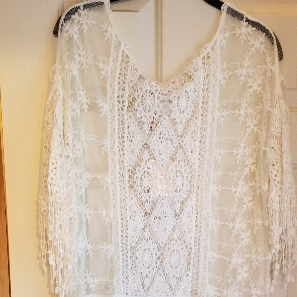 Blouse - Picture 2 of 3